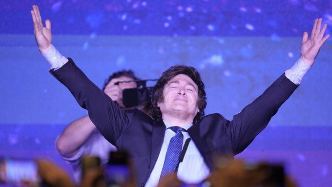 “Make Argentina Great Again”: Trump Congratulates Conservative Milei on His HUGE Victory in Argentina’s Presidential Election