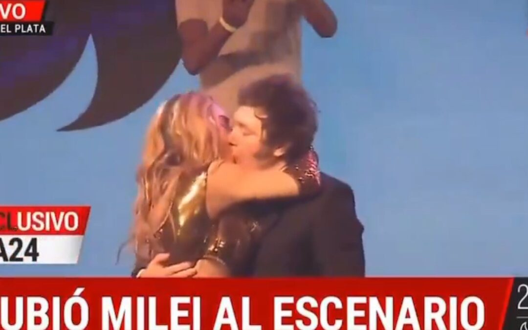 Argentine President Javier Milei Shares Passionate Deep-Throated Kiss with Actress Girlfriend on Stage at Her New Show