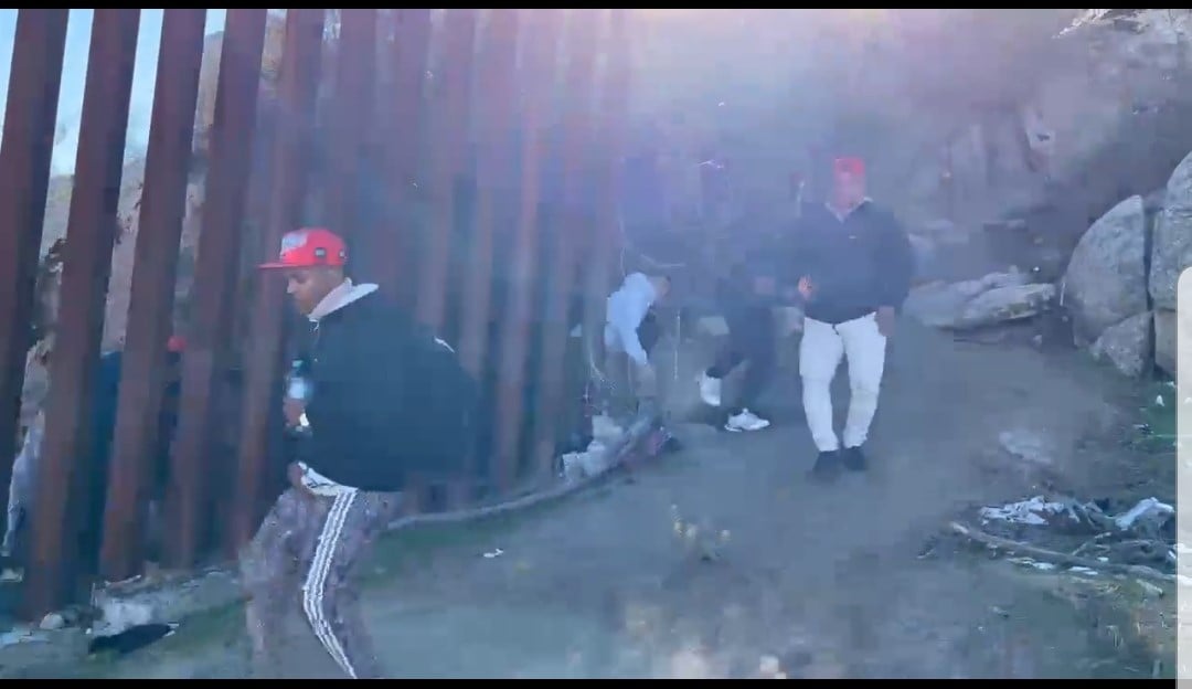 Bill Melugin: Illegals from China, Turkey and India Cross Border in San Diego County (VIDEO)