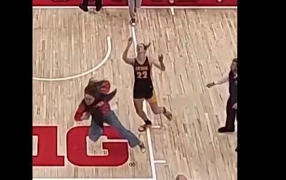 Women’s Basketball Star Caitlin Clark Who Is Setting All Records in NCAA Is Injured After Crowd Member Blindsides Her Rushing on Court (Video)