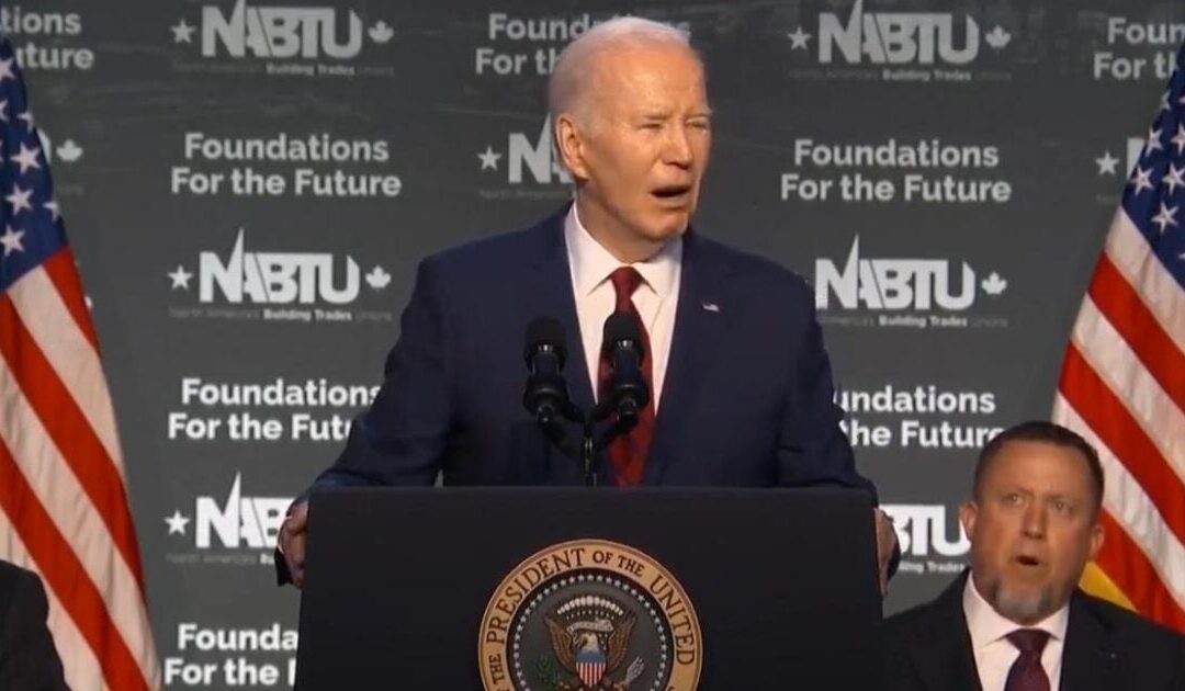 Joe Biden Falls Apart During DC Speech, Reads Teleprompter Instructions: “Four More Years! Pause.” (VIDEO)