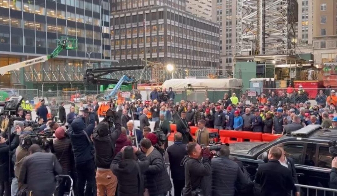 New York Union Workers Chant “USA!” As President Trump Visits Their Construction Site – Union Leader Trashes Democrats, Praises Trump (VIDEO)