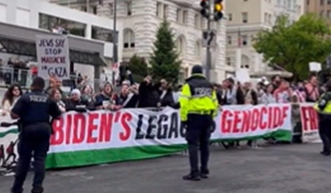 Anti-Israel Mob Shows Up at White House Correspondents’ Dinner, Harasses Attendees (VIDEO)