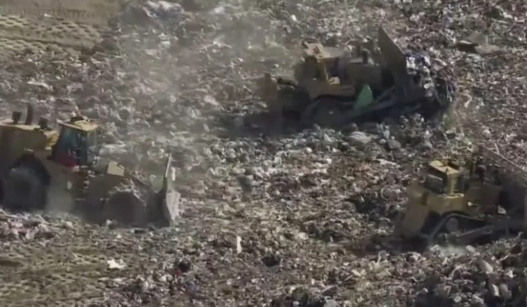 Lawsuit Claims Toxic Fumes from Los Angeles Landfill are Poisoning People Who Live Nearby