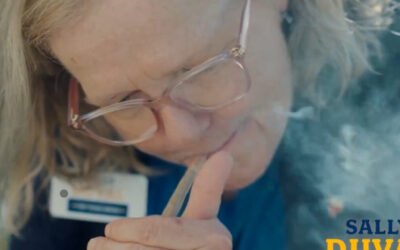 Texas Democrat Smokes a Joint in Bizarre Pro-Marijuana Campaign Ad (VIDEO)