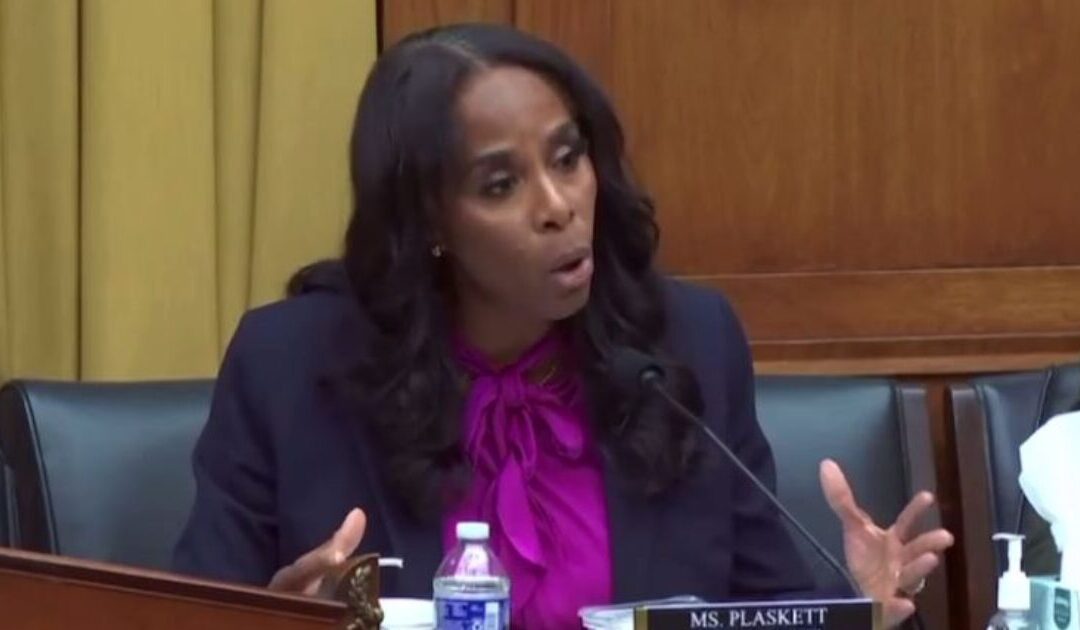 Ding-Dong Democrat Stacey Plaskett Compares Hungary to North Korea and Iran – Says Hungary Is a ‘Dictatorship’