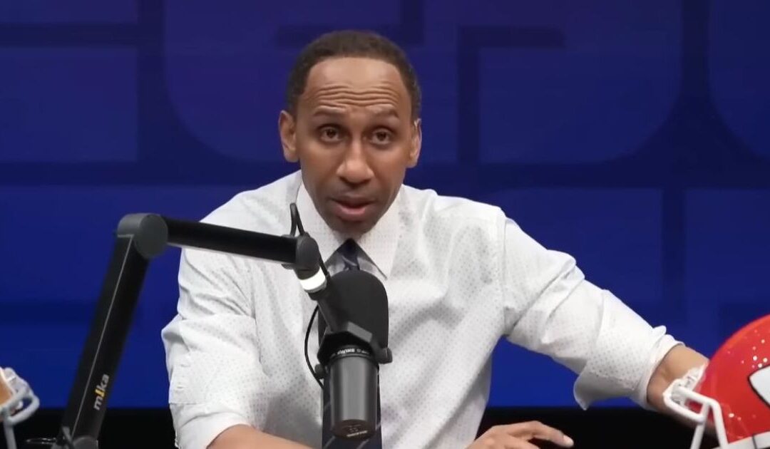 MUST SEE: “NOT ACCEPTABLE” – ESPN’s Stephen A. Smith Lights Up Obama for Accusing Black Men of “Putting Women Down” for Not Wanting to Elect Kamala Harris (VIDEO)