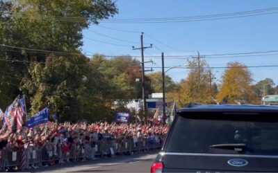 OMG! This Was INSANE! THOUSANDS LINE THE STREETS to See President Trump Drive to Work at McDonald’s – MUST SEE VIDEO