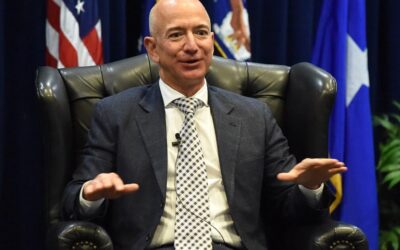 Amazon Founder Jeff Bezos Congratulates Trump on “Extraordinary Political Comeback”