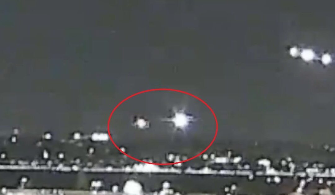 NEW DETAILS: Video Shows Helicopter Flying Directly at Airplane Before MASSIVE EXPLOSION Over Potomac River – BLACKHAWK HELICOPTER INVOLVED!