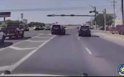 Texas DPS Pursues Human Smuggler of Illegal Alien on High-Speed Chase, Results in Crash (VIDEO)