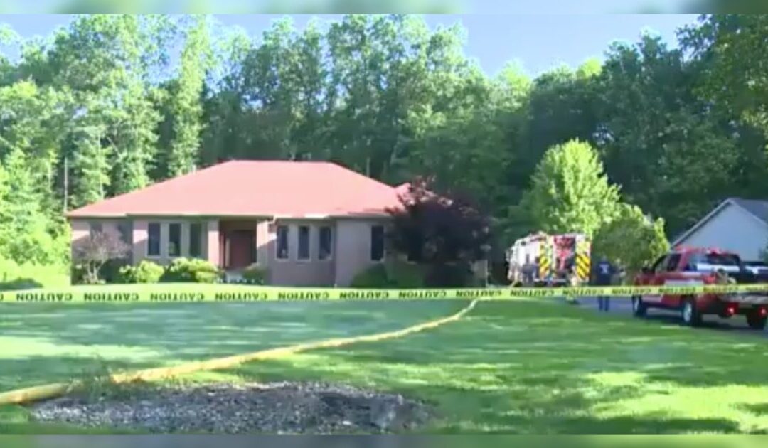 Plane Crashes in the Backyard of a Home in Northeast Ohio, 6 Reported Dead
