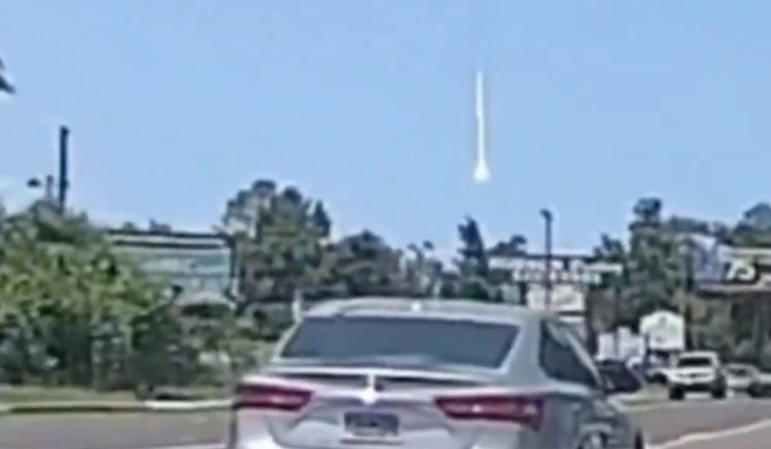 Massive Fireball Spotted Streaking Across Southeastern U.S. Skies (VIDEO)