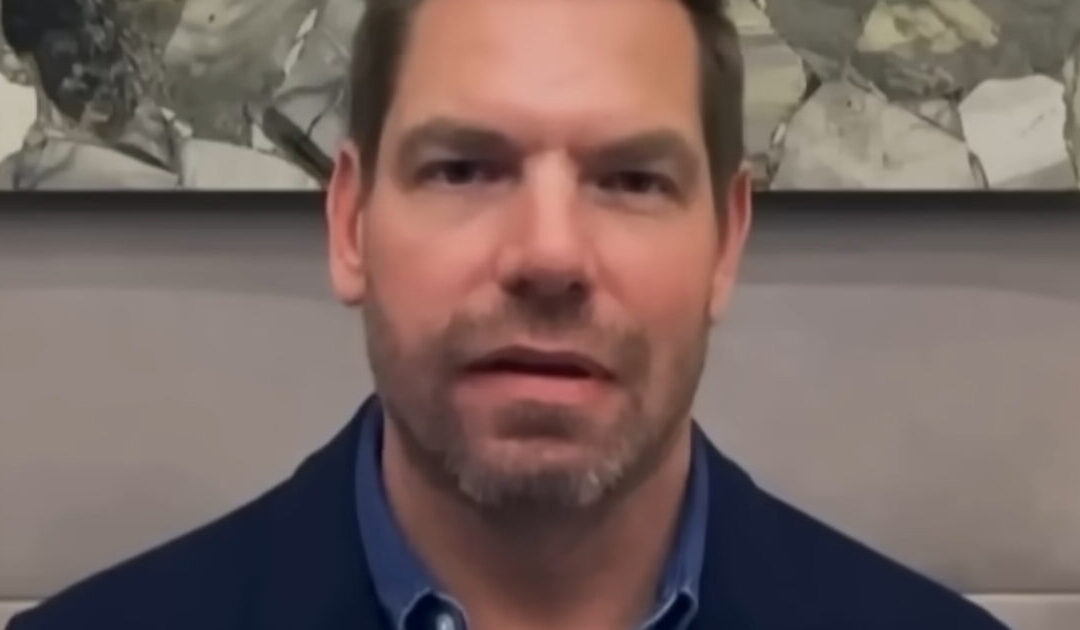 BOOM! White House Communications Director DESTROYS Eric Swalwell with Epic Fang Fang Jab After he Attacks Trump