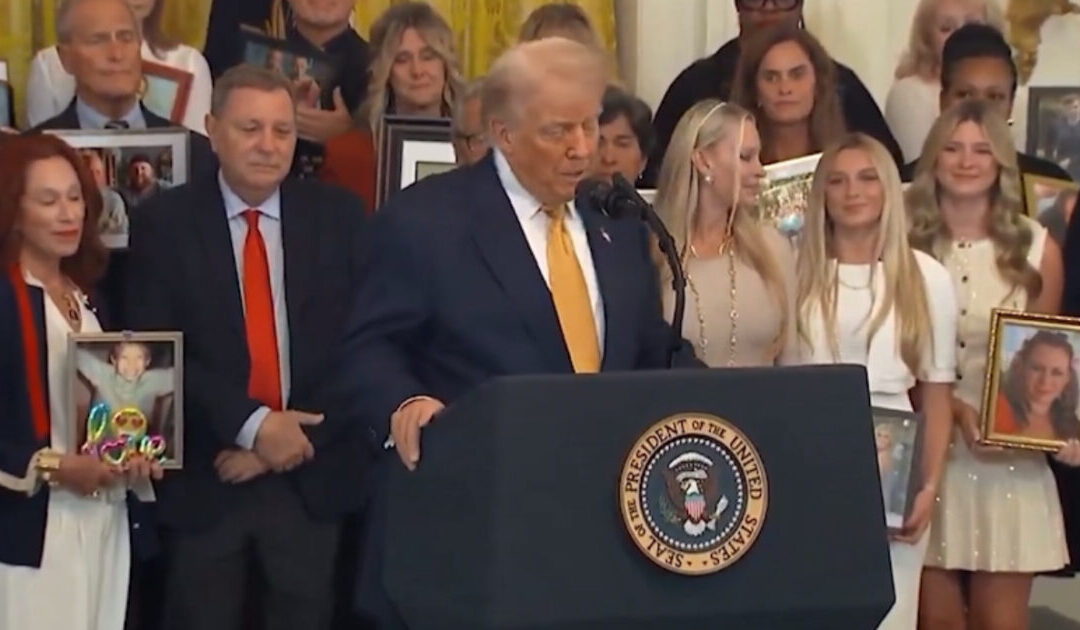 WATCH: Trump Signs HALT Fentanyl Act into Law – Says Bill Strikes a “Righteous Blow to the Drug Dealers, Narcotic Traffickers, and Criminal Cartels” – SLAMS Biden for “Surrendering our Borders” to Invasion