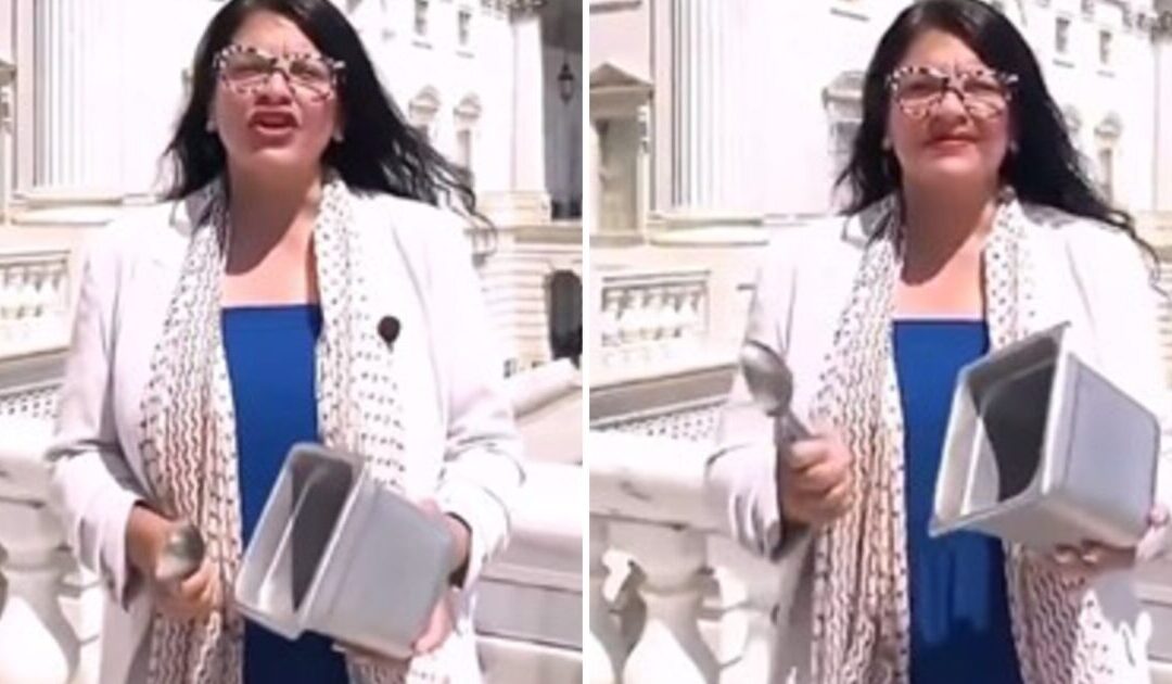 Social Media Users Light Up Anti-Semitic Rep. Rashida Tlaib With Hilarious Replies After Seeing Her Bizarre Stunt Outside the U.S. Capitol (VIDEO)