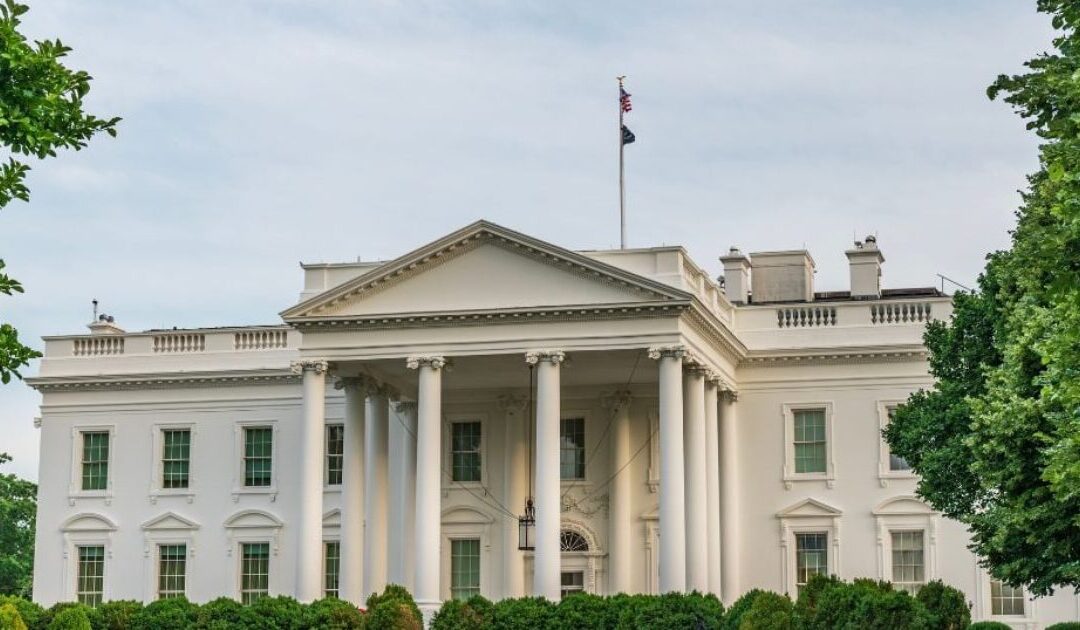Former Secret Service Chief Paid Himself a Bonus