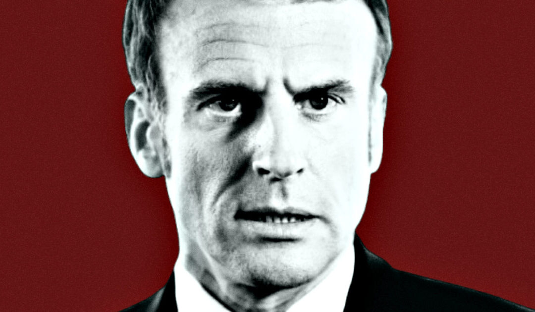 New York City Cops Stop French President Macron’s Motorcade to Let Trump Pass – Macron Is Forced to Walk to French Embassy