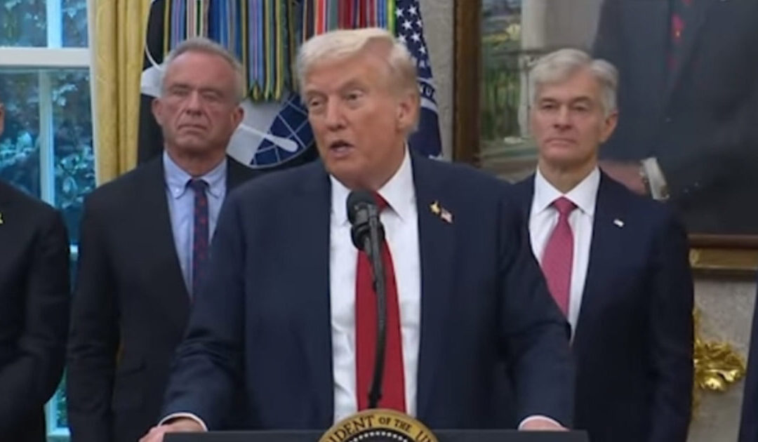 WATCH: Trump Threatens Irreversible Actions if Democrats Force Government Shutdown – “Cutting Things That They Like, Cutting Programs That They Like… We Don’t Want Fraud, Waste and Abuse”