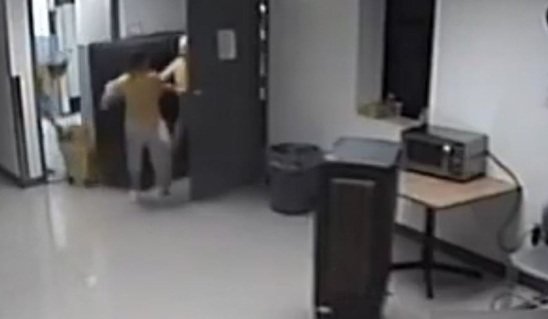 Video Released of Alleged Assault by Tina Peters in Colorado Prison – No Charges Announced as Investigation is Ongoing
