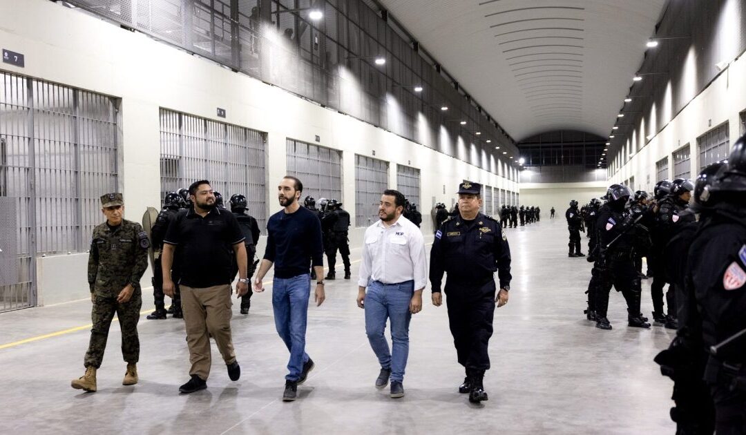 El Salvador President Bukele Criticizes Mexico’s Government for Allowing Cartels to Control the Nation