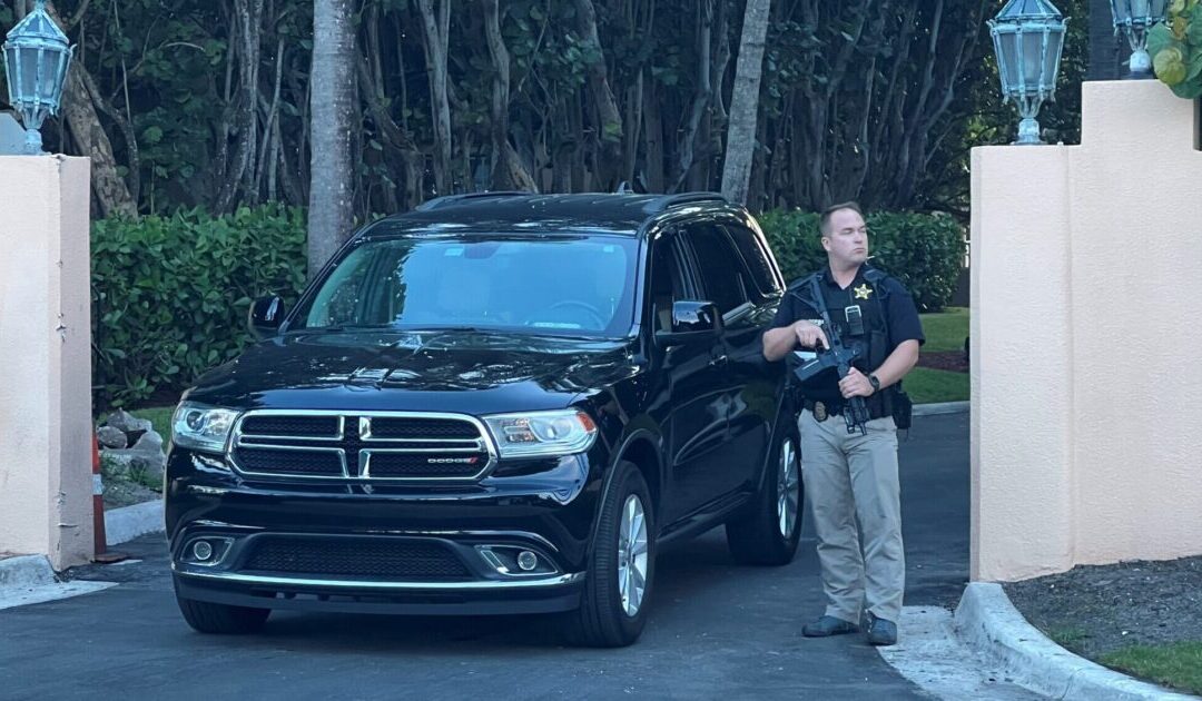 IT WAS ALL A SETUP: FBI Internal Emails Reveal Biden White House Coordinated with DOJ on Mar-a-Lago Raid