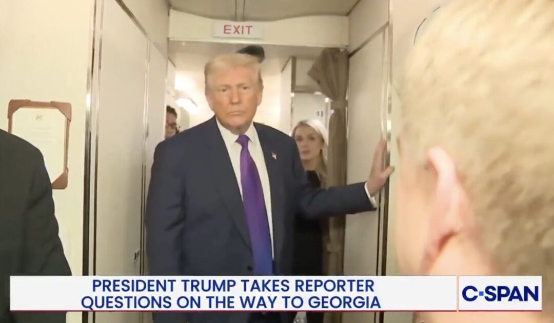 Trump Accuses Obama of Leaking Classified Information on Aliens to the Public (VIDEO)