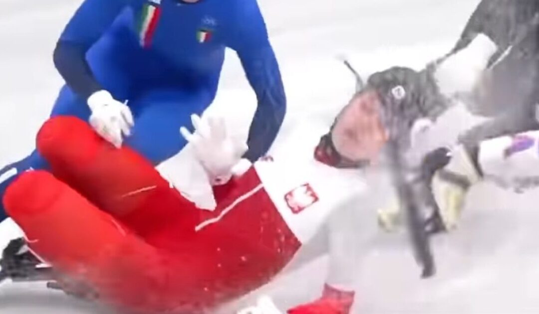 Olympic Speedskater Sustains Injury Above Her Eye from Competitors Blade During Crash (VIDEO)