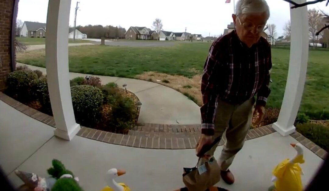 HEARTWARMING: Kindhearted Americans Raise $500,000 for Elderly DoorDash Driver Forced Back to Work After Wife Lost Job and Health Insurance