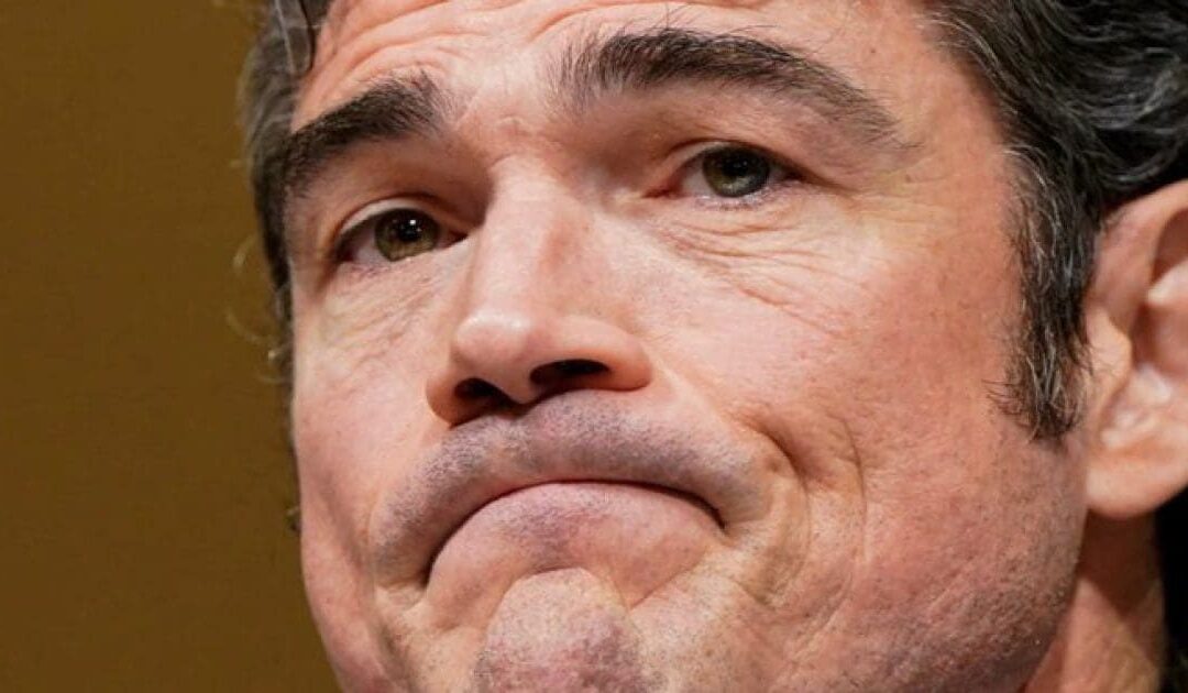 “Betrayal Is Rarely Spontaneous”: After Joe Kent Resigns He Announces Interview with Tucker Carlson