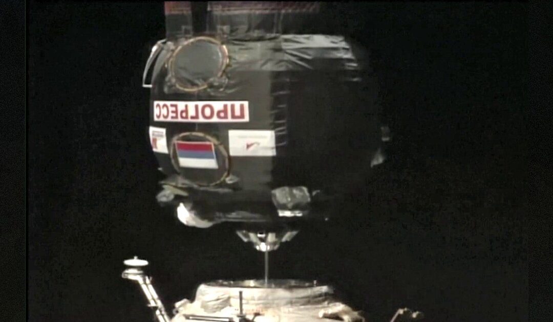 WATCH: Russian Cosmonaut Manually Docks Glitched ‘Progress’ Cargo Spacecraft to the International Space Station