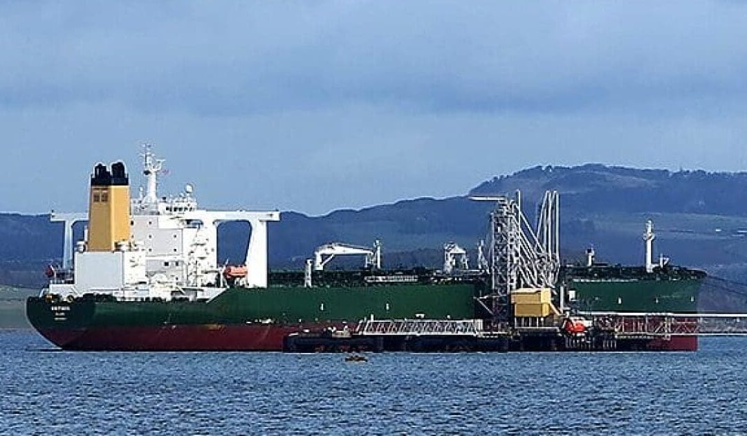 Empty Oil Tankers Are Racing to the US for Oil