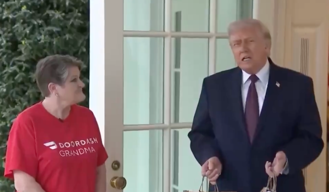 Trump Welcomes Door Dasher to Oval Office to Highlight ‘No Tax on Tips’ (Video)