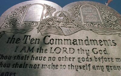 Appeals Court Sides With Texas on 10 Commandments in Classroom, Overruling Lower Court
