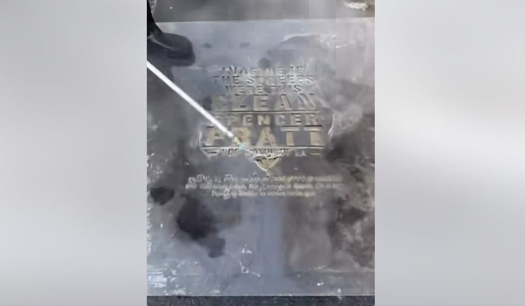 GENIUS! LA Mayor Candidate Spencer Pratt Uses Power Washer to Tattoo Filthy LA Sidewalks with Campaign Logo – “Imagine if the Streets Were This Clean” (VIDEO)