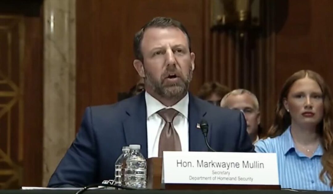 DHS Chief Markwayne Mullin Crushes Democrat Senator Chris Murphy’s Lies (VIDEO)