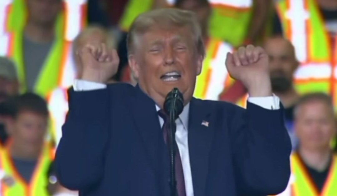 MUST WATCH: Trump Hilariously Roasts Transgender Weightlifters During Pennsylvania Rally
