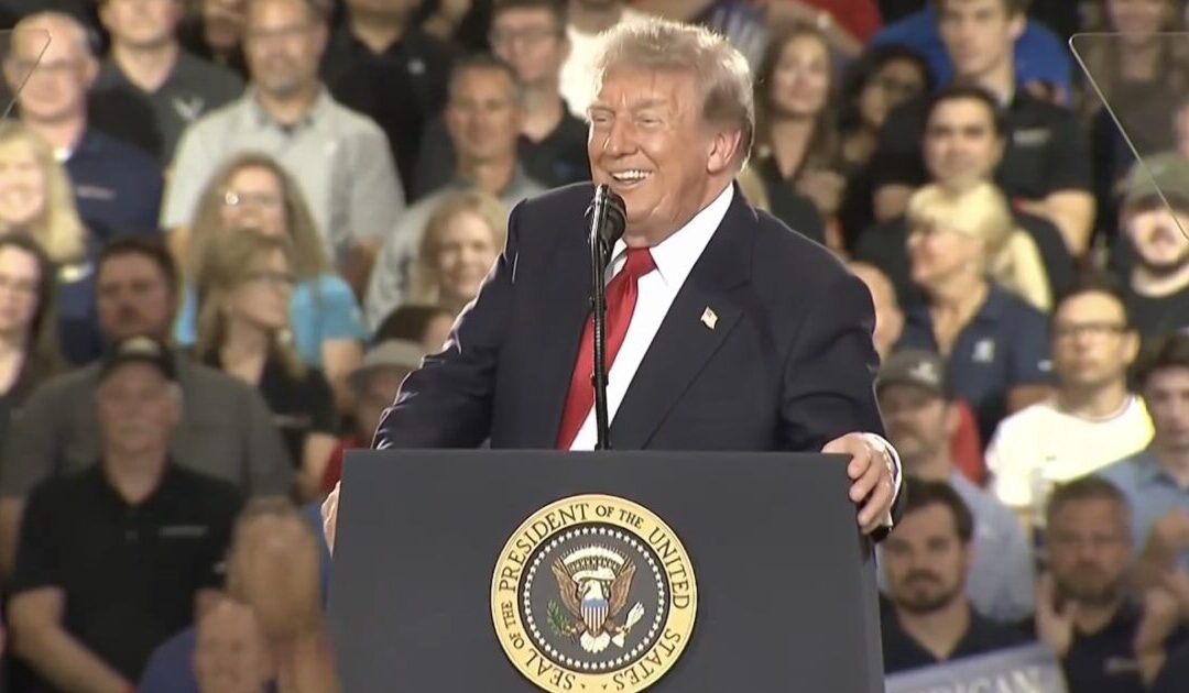 WATCH: “He’s a Communist! You See What They Want to Do?” – Trump Trolls Protester Removed from His Rally in Michigan, Crowd Chants “USA”