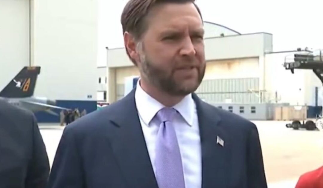 NEW: Secret Service Agent BENCHED After Allegedly Leaking Sensitive Info About VP JD Vance and His Family to Far-Left MSNOW