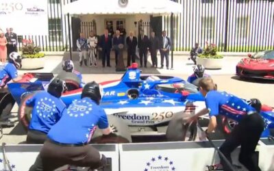 IndyCar Crew Wows President Trump with 6-Second Pit Stop Outside White House (VIDEO)