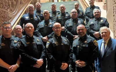 Fifteen NY Sheriffs Sue Kathy Hochul Over New Anti-ICE Law