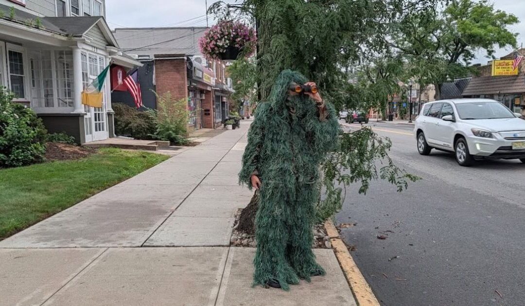 New Jersey Cop Dresses Up Like a Shrub and Busts 74 Drivers Violating Cellphone Laws
