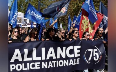 Thousands of French Police Officers Flood Paris’ Streets To Protest for Better Working Conditions