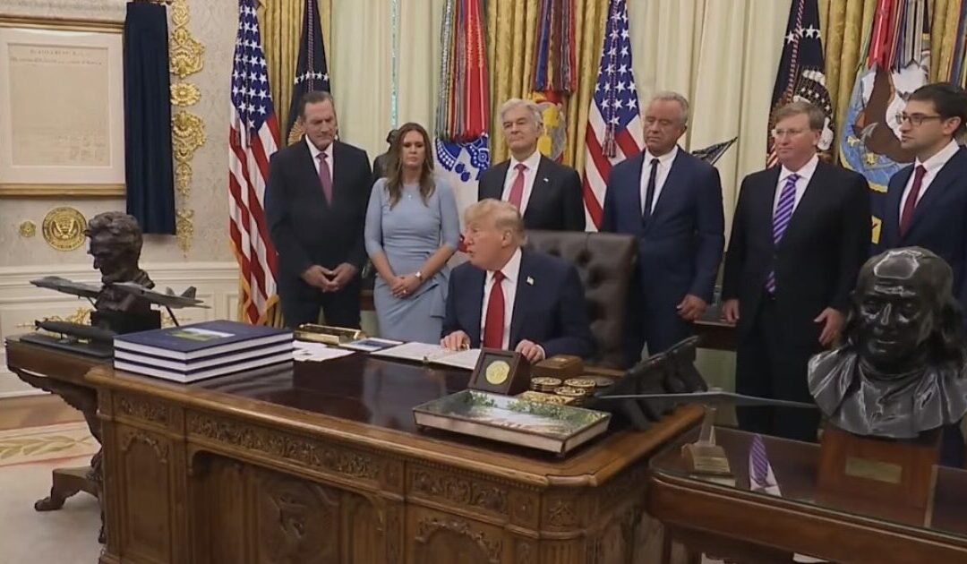 WATCH LIVE: President Trump Makes an Announcement on Plans to Build Largest Steel Plant in US History – 2 PM ET