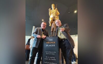 VILE: European Parliament Lets Far-Left MEP Plant a Naked, Gold-Leaf Trump Statue in Its Halls — Dubbed the “Orange Plague”