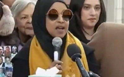 WATCH: Trump GOES OFF on Ilhan Omar During Ohio Rally as Crowd Chants “Deport Her”