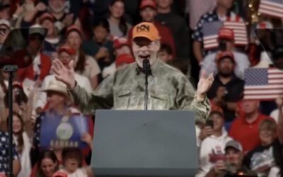 WATCH: Rock Legend Ted Nugent Opens for Trump at Kansas Rally With Fire – “I’m a Radical. I’m Extremist!”