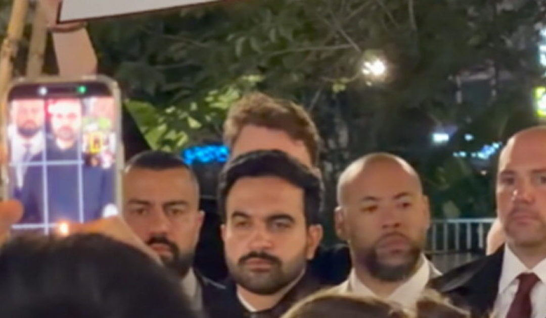 WOW! Crazed Anti-Israel Protesters in NYC Chant ‘Traitor’ at Mayor Mamdani and He Does NOT Look Happy (VIDEO)